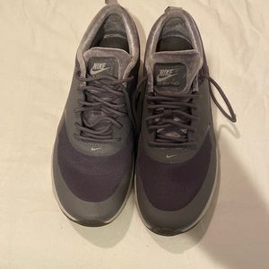 NIKE AIR MAX THEA